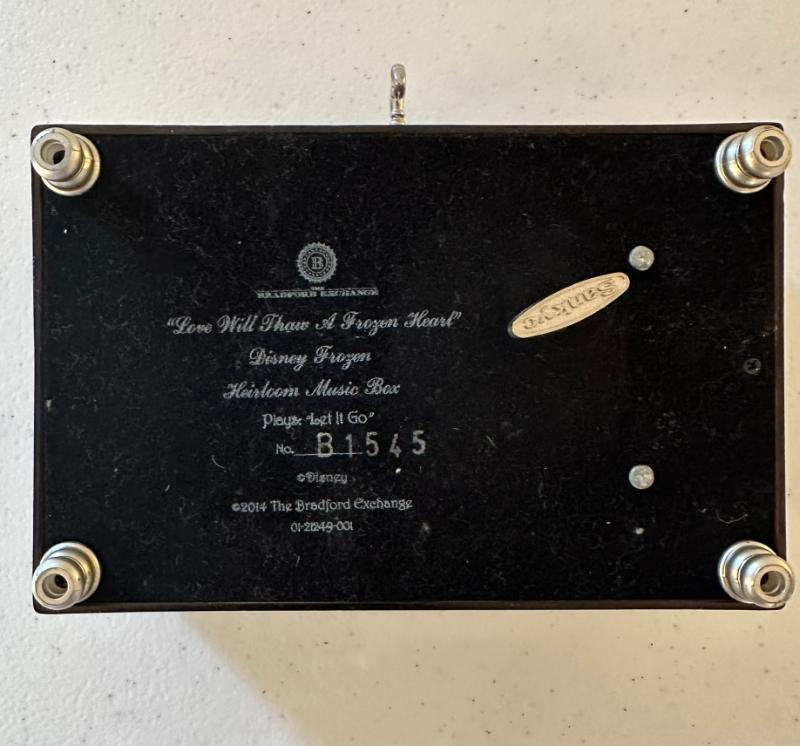 Sale Photo Thumbnail #437