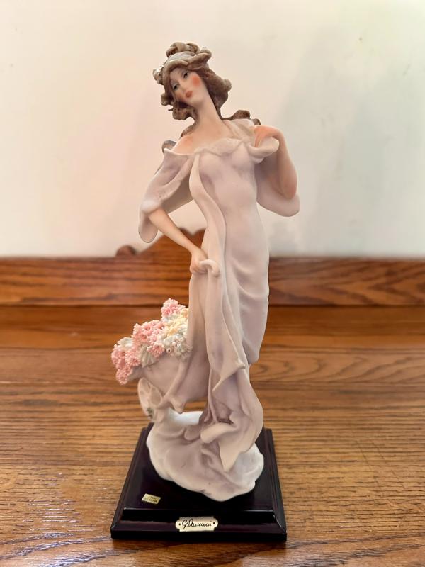 Sale Photo Thumbnail #253