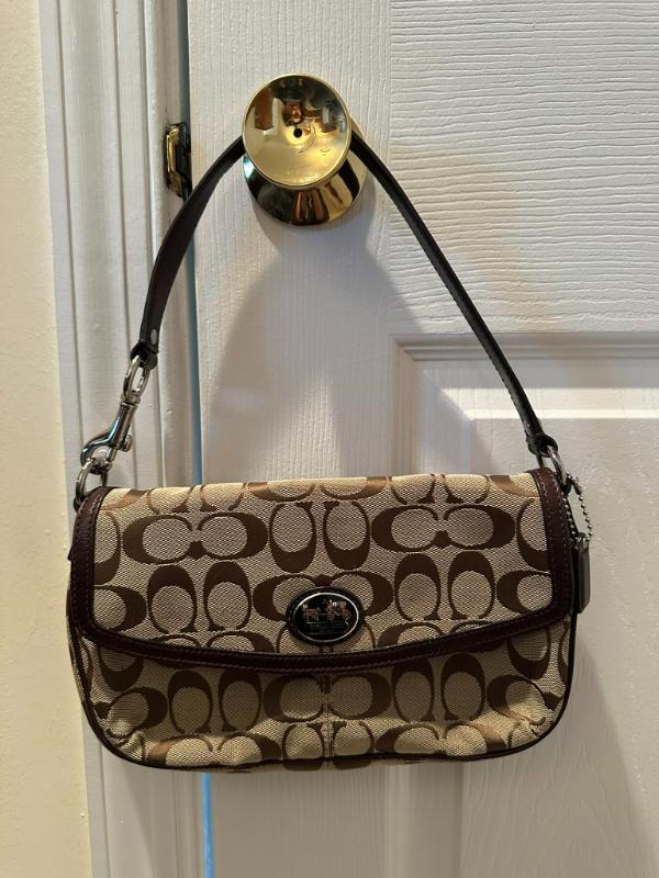 Sale Photo Thumbnail #338