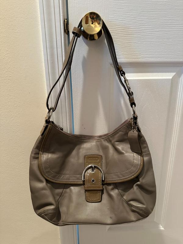 Sale Photo Thumbnail #330