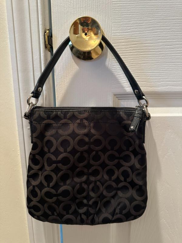 Sale Photo Thumbnail #328