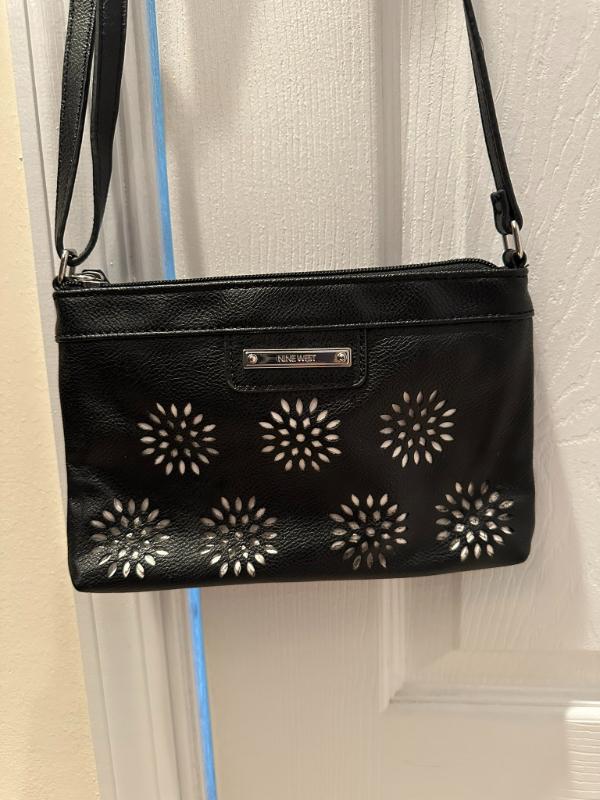 Sale Photo Thumbnail #343