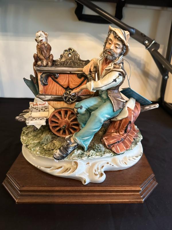 Sale Photo Thumbnail #241