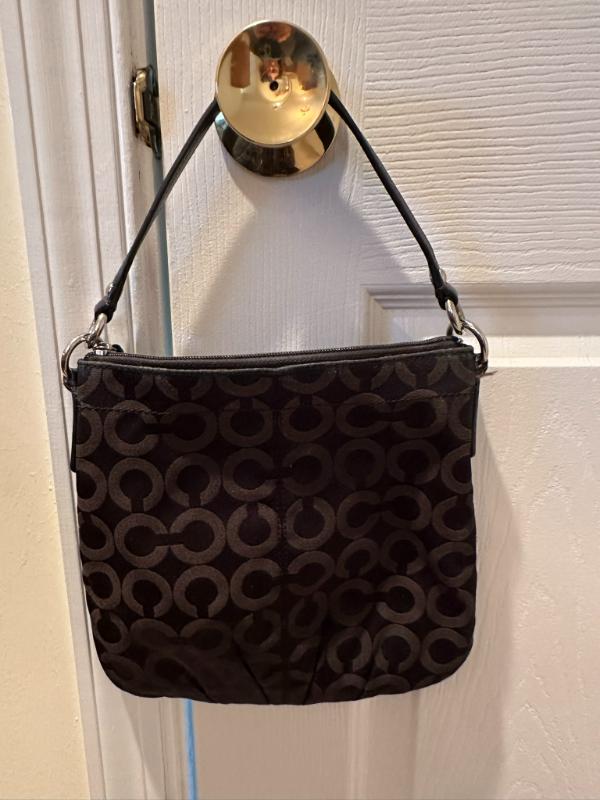 Sale Photo Thumbnail #329