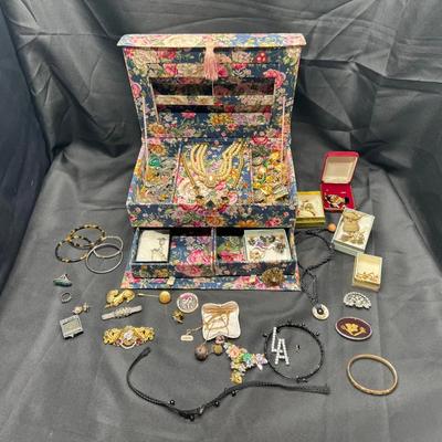 Costume Jewelry Collection | Christian Dior Necklace, Brooches, Rings, Earrings, and More