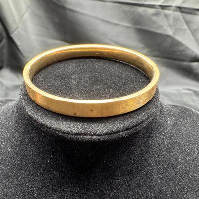 14K Yellow Gold Bangle Bracelet | Crosshatch Matte Finish | 10.99g Total Weight