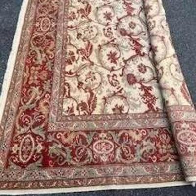 Pair of Fine Hand-Knotted Wool Area Rugs 9' x 12'