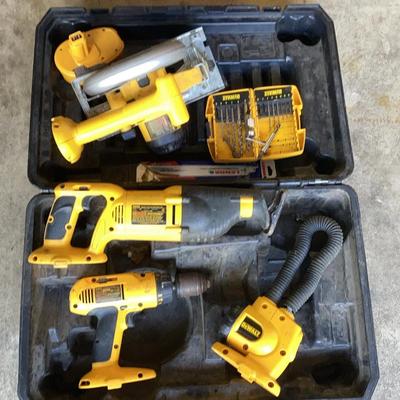 DeWalt Cordless Power Tool Set with Accessories