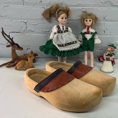 Vintage Dutch Clogs And Hansel And Gretel