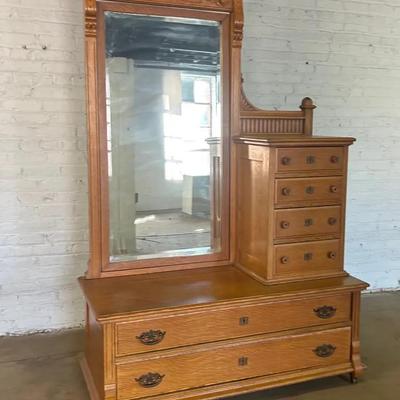 Victorian Oak and Mirrored Back Dressing Table, Circa 1900