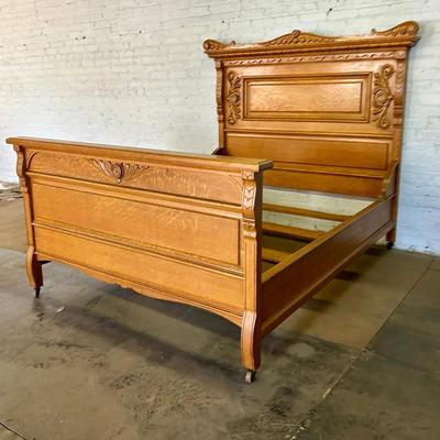 Victorian Oak Queen Bed Frame, Circa 1900