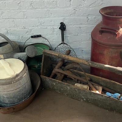 Vintage Tool And Garden Lot