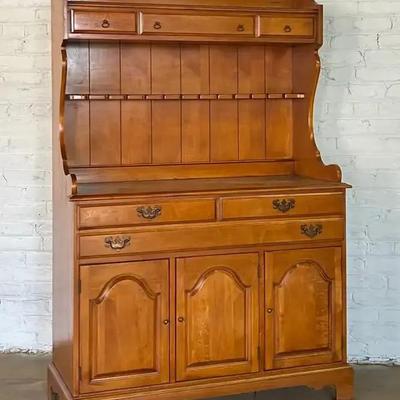 Vintage Colonial Style Maple Hutch / China Cabinet / Pewter Cupboard