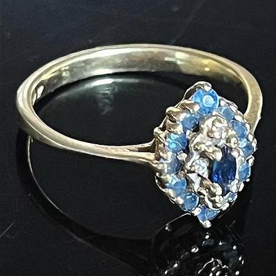 14K Yellow Gold Sapphire Blue Stone Ring