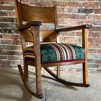 Arts and Crafts Oak Rocking Chair. Circa 1900