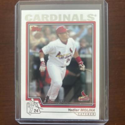 2004 Topps Baseball Card. Yadier Molina Rookie. Card Number 324