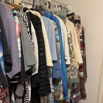 Sale Photo Thumbnail #574