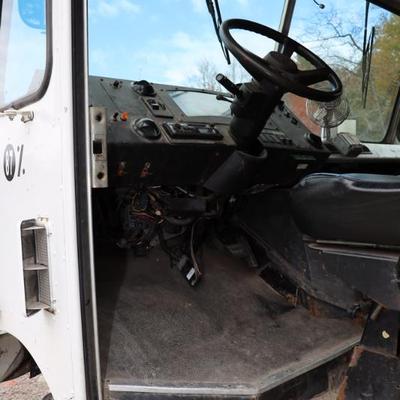 Sale Photo Thumbnail #344