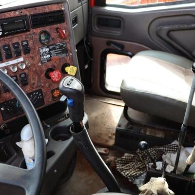 Sale Photo Thumbnail #180