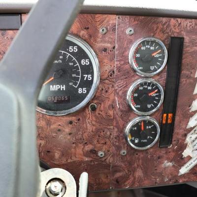 Sale Photo Thumbnail #185