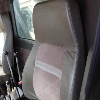 Sale Photo Thumbnail #177