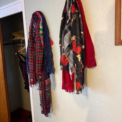 Sale Photo Thumbnail #136