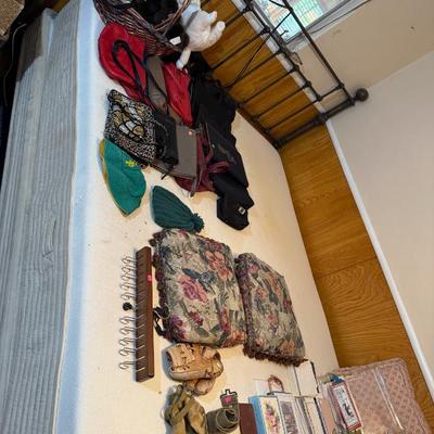 Sale Photo Thumbnail #150