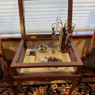 Sale Photo Thumbnail #102