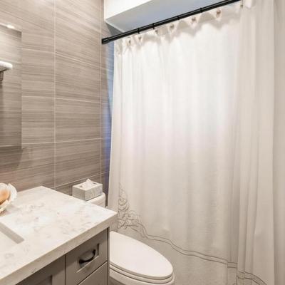 Sale Photo Thumbnail #563