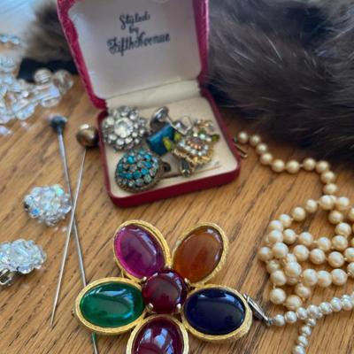 Sale Photo Thumbnail #34