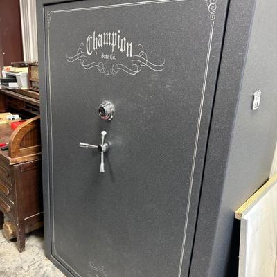 Sale Photo Thumbnail #437