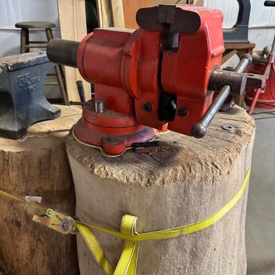 Sale Photo Thumbnail #611