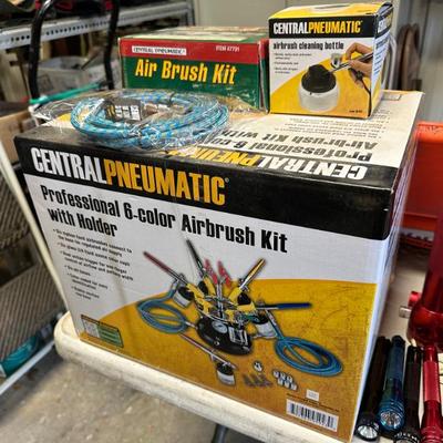 Sale Photo Thumbnail #781