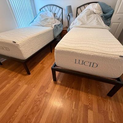 Sale Photo Thumbnail #48