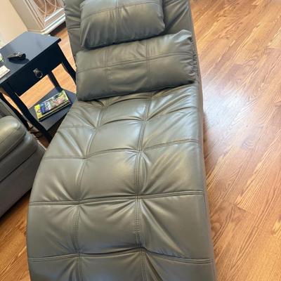 Sale Photo Thumbnail #25