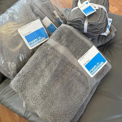 Sale Photo Thumbnail #143