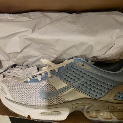 Sale Photo Thumbnail #296