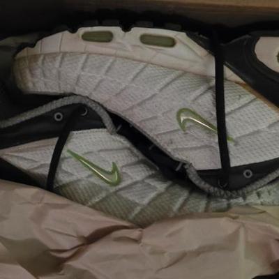 Sale Photo Thumbnail #294