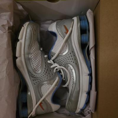 Sale Photo Thumbnail #303