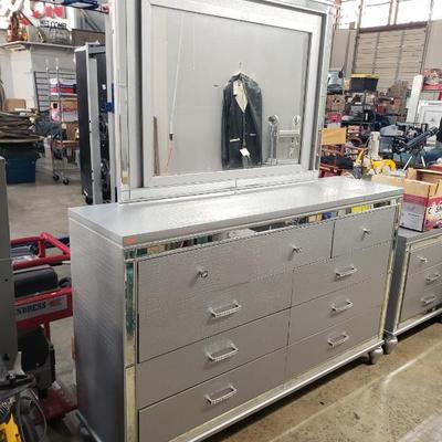 Sale Photo Thumbnail #27