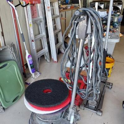 Sale Photo Thumbnail #119