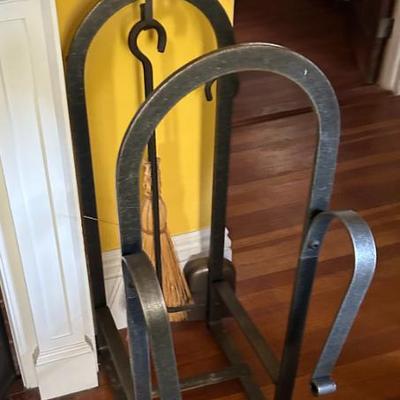 Sale Photo Thumbnail #97: Log Holder