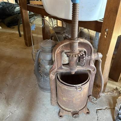 Sale Photo Thumbnail #224