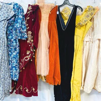 Women’s Very Vintage Dresses #2