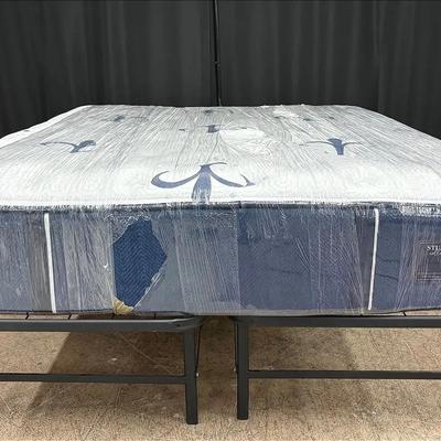 Stearns & Foster Studio Collection Medium Mattress with Metal Platform Base