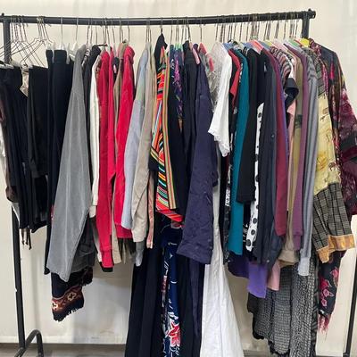 #3 Women’s Clothing Assortment Feat. Sleepwear And Vintage