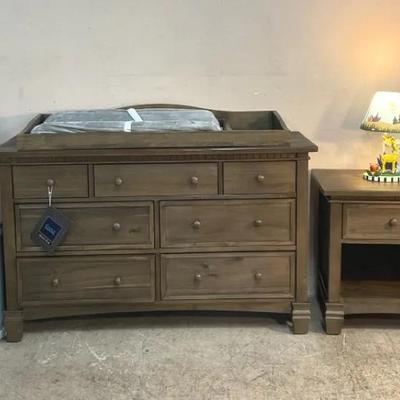 Evolur Dresser/Changing Table W/ Nightstand & Lamp