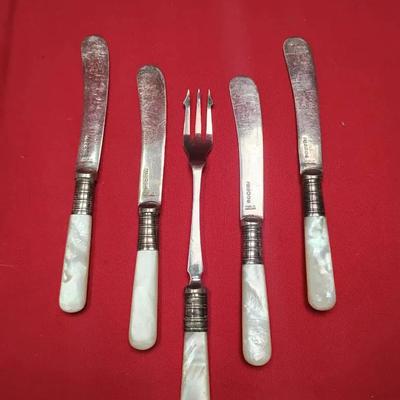 Antique Silver Plate With Mother Of Pearl Handles 