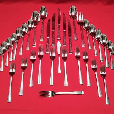 35-pc Set Mikasa “Bennett” Stainless Flatware 