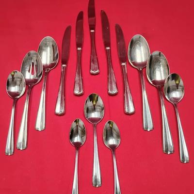 14-pc Set Oneida "Gala Impulse" Flatware 
